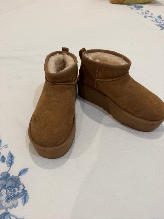 UGG Shoes - UGG Ultra Mini Platform Boots in Chestnut